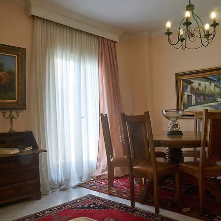 Anaktoriou Street Apartment