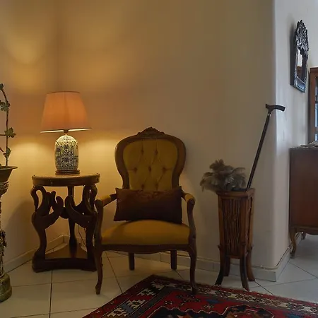 Anaktoriou Street Apartment